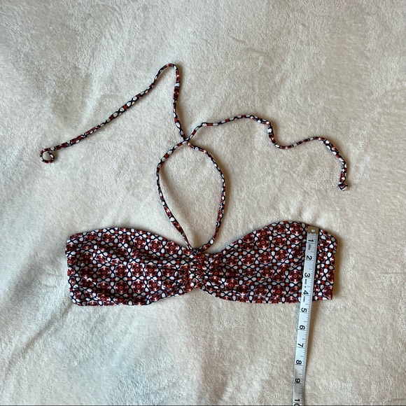 Old Navy Red, White, and Black Geometric Halter Bandeau Bikini Top Swimsuit - Picture 4 of 5